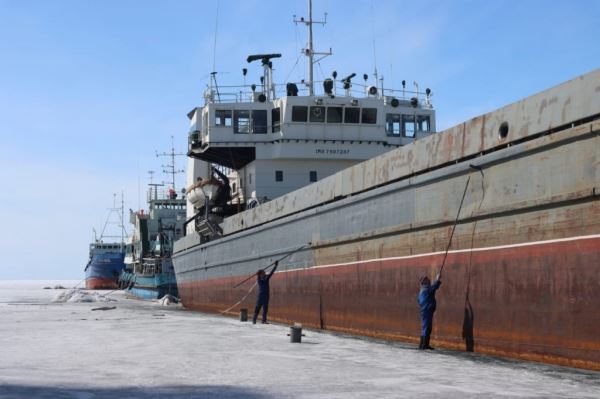 На Колыму прибыли экипажи судов ПАО "ЛОРП"